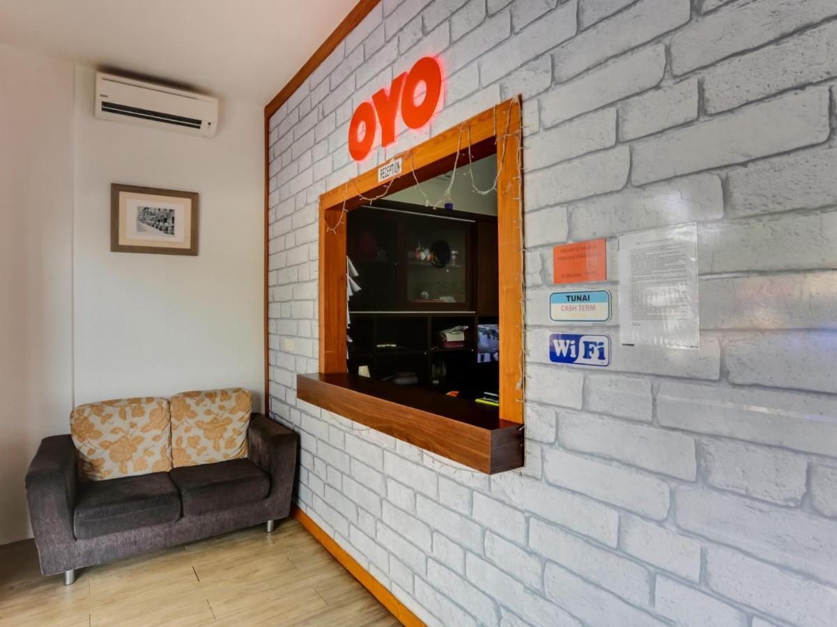 Отель Oyo 89617 Selesa View Bukit Gambir Экстерьер фото